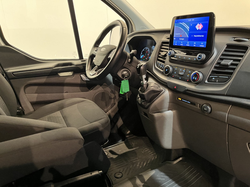 Ford Transit Custom 340 2.0 TDCI L1H1 Trend 130 PK Servicebus / Sortimo Inrichting / Euro 6 / Schuifdeur L + R / 220V. / Airco / Cruise Control / PDC / CarPlay / Trekhaak / Navigatie / - Малък ван: снимка 3 Ford Transit Custom 340 2.0 TDCI L1H1 Trend 130 PK Servicebus / Sortimo Inrichting / Euro 6 / Schuifdeur L + R / 220V. / Airco / Cruise Control / PDC / CarPlay / Trekhaak / Navigatie / - Малък ван: снимка 3