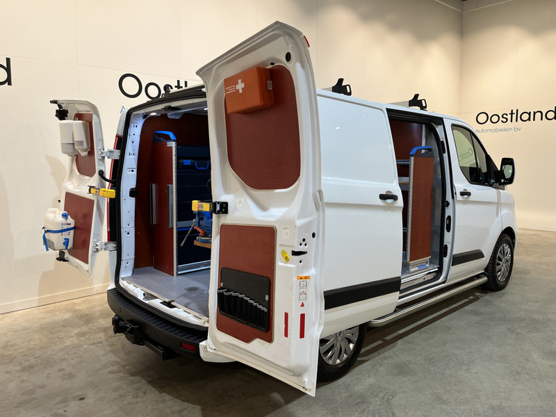 Ford Transit Custom 340 2.0 TDCI L1H1 Trend 130 PK Servicebus / Sortimo Inrichting / Euro 6 / Schuifdeur L + R / 220V. / Airco / Cruise Control / PDC / CarPlay / Trekhaak / Navigatie / - Малък ван: снимка 2 Ford Transit Custom 340 2.0 TDCI L1H1 Trend 130 PK Servicebus / Sortimo Inrichting / Euro 6 / Schuifdeur L + R / 220V. / Airco / Cruise Control / PDC / CarPlay / Trekhaak / Navigatie / - Малък ван: снимка 2