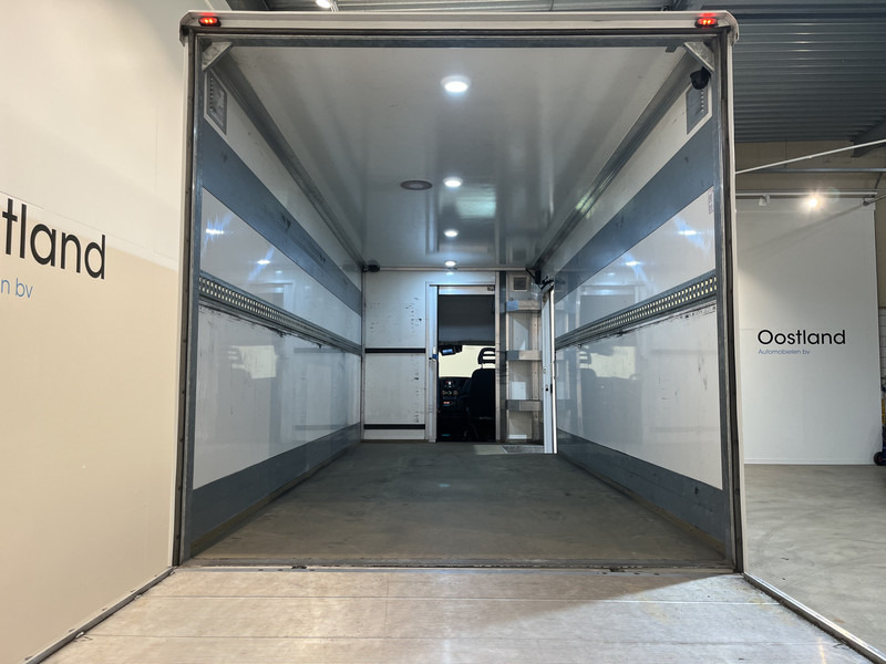 Iveco 70C18 3.0 Automaat Bakwagen / Dhollandia Laadklep / Euro 6 / Luchtvering / Airco / Camera / Cruise Control / Zijdeur - Камион фургон: снимка 4 Iveco 70C18 3.0 Automaat Bakwagen / Dhollandia Laadklep / Euro 6 / Luchtvering / Airco / Camera / Cruise Control / Zijdeur - Камион фургон: снимка 4