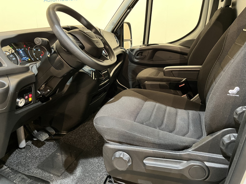 Лекотоварен автомобил фургон Iveco Daily 35S18 3.0 BE Clixtar Automaat Bakwagen met Laadklep / Laadvermogen 3.060 KG / Euro 6 / Luchtvering / Airco / Camera / CarPlay / Cruise Control /: снимка 6