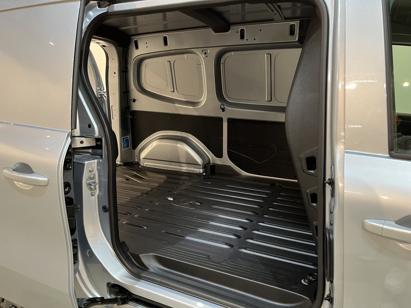 Малък ван Mercedes-Benz Citan 110 CDI L2 Pro Automaat / Euro 6 / Airco / Camera / MBUX / Cruise Control / Trekhaak / CarPlay / Navigatie / 14.500 KM !!: снимка 20