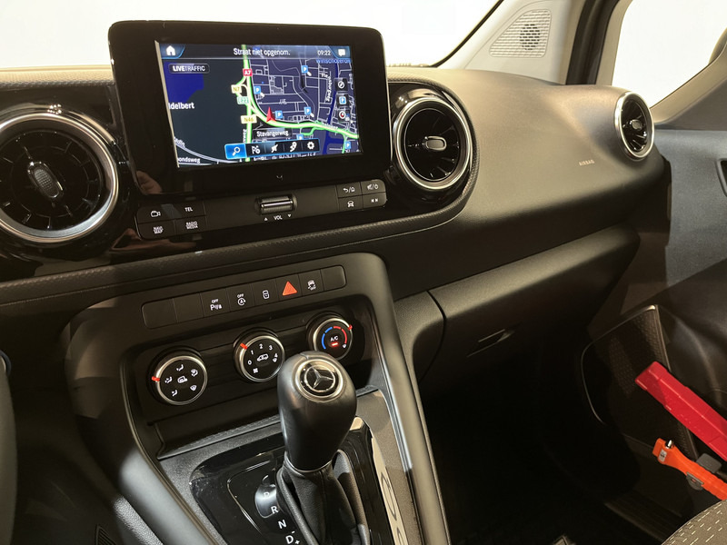 Малък ван Mercedes-Benz Citan 110 CDI L2 Pro Automaat / Euro 6 / Airco / Camera / MBUX / Cruise Control / Trekhaak / CarPlay / Navigatie / 14.500 KM !!: снимка 7