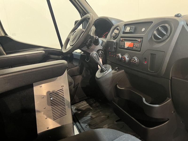 Opel Movano 2.3 CDTI BiTurbo L1H2 170 PK Automaat Servicebus / Bott Inrichting / Euro 6 / 220V. / Airco / Cruise Control / Camera / - Товарен бус: снимка 4 Opel Movano 2.3 CDTI BiTurbo L1H2 170 PK Automaat Servicebus / Bott Inrichting / Euro 6 / 220V. / Airco / Cruise Control / Camera / - Товарен бус: снимка 4