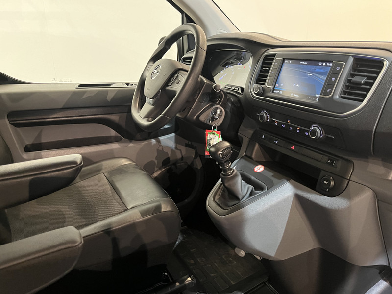 Opel Vivaro 2.0 CDTI L2H1 120 PK Servicebus / Inrichting / Euro 6 / 220V. / Airco / Cruise Control / Trekhaak / Camera / CarPlay / Navigatie / 60.800 KM !! - Малък ван: снимка 3 Opel Vivaro 2.0 CDTI L2H1 120 PK Servicebus / Inrichting / Euro 6 / 220V. / Airco / Cruise Control / Trekhaak / Camera / CarPlay / Navigatie / 60.800 KM !! - Малък ван: снимка 3