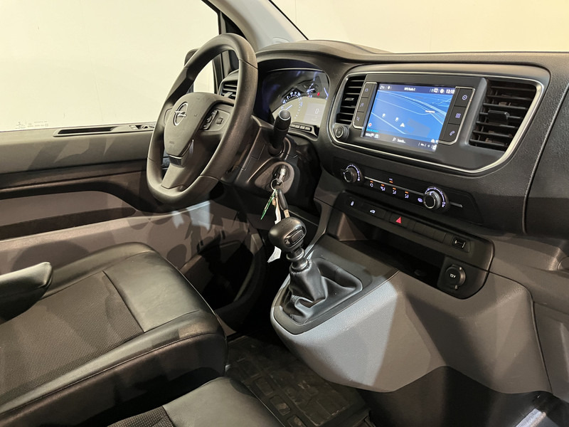 Opel Vivaro 2.0 CDTI L3H1 150 PK Servicebus / Inrichting / Euro 6 / Airco / Cruise Control / Camera / Trekhaak / CarPlay / Navigatie / 3-Zits / - Малък ван: снимка 3 Opel Vivaro 2.0 CDTI L3H1 150 PK Servicebus / Inrichting / Euro 6 / Airco / Cruise Control / Camera / Trekhaak / CarPlay / Navigatie / 3-Zits / - Малък ван: снимка 3