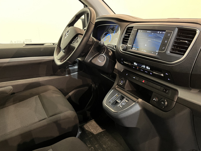 Opel Vivaro Electric L2 75 kWh Koelauto / Carrier Koeling / 100% Elektrisch / Airco / Cruise Control / Camera / CarPlay / 3-Zits / 2.850 KM !! - Хладилен бус, Електрически бус: снимка 4 Opel Vivaro Electric L2 75 kWh Koelauto / Carrier Koeling / 100% Elektrisch / Airco / Cruise Control / Camera / CarPlay / 3-Zits / 2.850 KM !! - Хладилен бус, Електрически бус: снимка 4