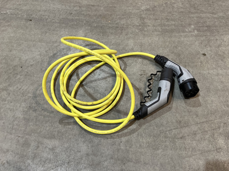 Малък ван, Електрически бус Opel Vivaro-e L2 75 kWh Servicebus / Sortimo Inrichting / 100% elektrisch !! / Airco / Cruise Control / CarPlay / Camera / Navigatie / 3-Zits / 3.800 KM !!: снимка 19