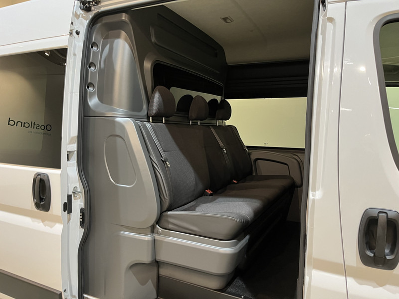Малък ван, Бус с двойна кабина Peugeot Boxer 2.2 BlueHDi 120 PK L2H2 DC Dubbel Cabine / Euro 6 / Airco / CarPlay / Camera / Trekhaak / Cruise Control / 500 KM Z.G.A.N. !! / BPM VRIJ !!: снимка 16