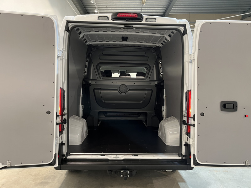 Малък ван, Бус с двойна кабина Peugeot Boxer 2.2 BlueHDi 120 PK L2H2 DC Dubbel Cabine / Euro 6 / Airco / CarPlay / Camera / Trekhaak / Cruise Control / 500 KM Z.G.A.N. !! / BPM VRIJ !!: снимка 5