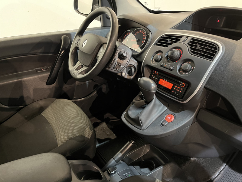 Renault Kangoo 1.5 dCi Maxi Automaat / Euro 6 / Airco / Cruise Control / Camera / 68.000 KM !! - Малък ван: снимка 3 Renault Kangoo 1.5 dCi Maxi Automaat / Euro 6 / Airco / Cruise Control / Camera / 68.000 KM !! - Малък ван: снимка 3