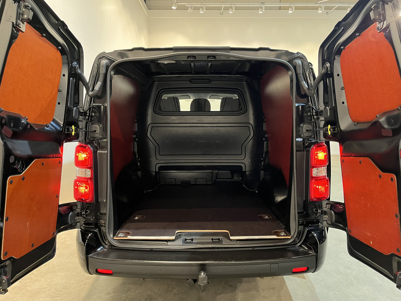 Toyota ProAce Worker 2.0 D-4D Creator Long 123 PK L3 DC Dubbel Cabine / Euro 6 / Airco / Cruise Control / Camera / Trekhaak / Navigatie / BPM VRIJ !! - Малък ван, Бус с двойна кабина: снимка 5 Toyota ProAce Worker 2.0 D-4D Creator Long 123 PK L3 DC Dubbel Cabine / Euro 6 / Airco / Cruise Control / Camera / Trekhaak / Navigatie / BPM VRIJ !! - Малък ван, Бус с двойна кабина: снимка 5