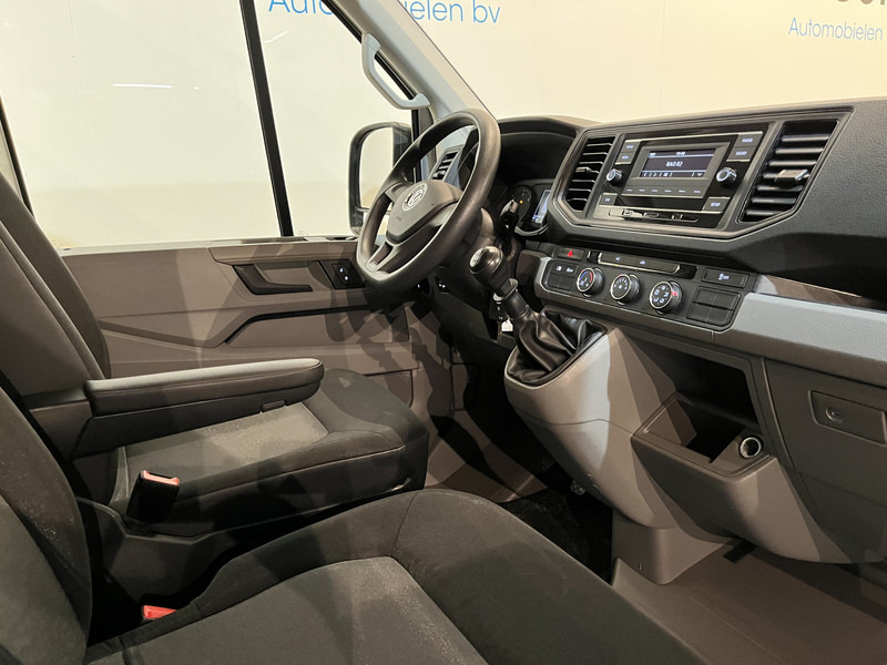 Volkswagen Crafter 2.0 TDI L3H3 / Euro 6 / Airco / Cruise Control / 3-Zits / 67.200 KM !! / BPM VRIJ !! - Малък ван: снимка 3 Volkswagen Crafter 2.0 TDI L3H3 / Euro 6 / Airco / Cruise Control / 3-Zits / 67.200 KM !! / BPM VRIJ !! - Малък ван: снимка 3