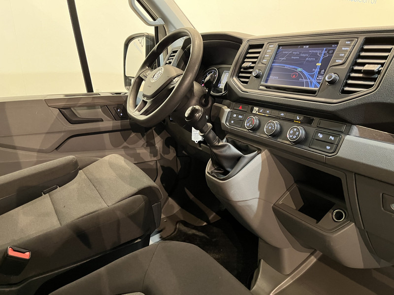 Volkswagen Crafter 35 2.0 TDI L3H3 180 PK Servicebus / Sortimo Inrichting / Euro 6 / Schuifdeur L + R / 220V. / Airco / Cruise Control / Camera / Trekhaak 3000 KG. / CarPlay / Navigatie - Товарен бус: снимка 2 Volkswagen Crafter 35 2.0 TDI L3H3 180 PK Servicebus / Sortimo Inrichting / Euro 6 / Schuifdeur L + R / 220V. / Airco / Cruise Control / Camera / Trekhaak 3000 KG. / CarPlay / Navigatie - Товарен бус: снимка 2