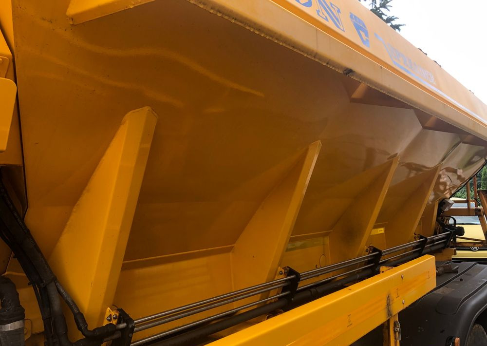 MAN TGM 26.290 piaskarka solarka schmidt 6x4 euro6 - Комунална/ Специална техника, Камион: снимка 4 MAN TGM 26.290 piaskarka solarka schmidt 6x4 euro6 - Комунална/ Специална техника, Камион: снимка 4