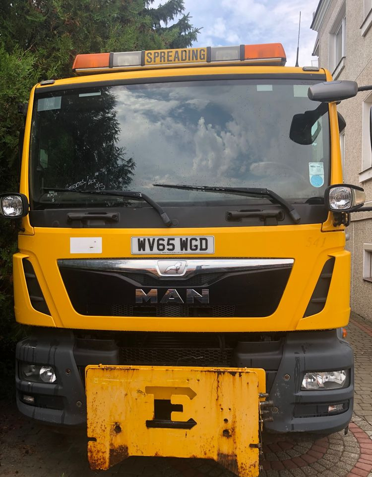 MAN TGM 26.290 piaskarka solarka schmidt 6x4 euro6 - Комунална/ Специална техника, Камион: снимка 3 MAN TGM 26.290 piaskarka solarka schmidt 6x4 euro6 - Комунална/ Специална техника, Камион: снимка 3