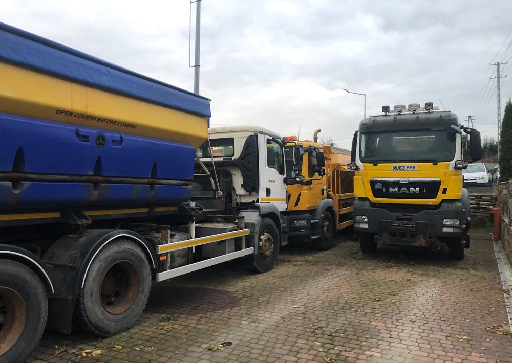 MAN TGS 26.320 6x6BB piaskarka solarka econ schmidt pług - Комунална/ Специална техника, Камион: снимка 4 MAN TGS 26.320 6x6BB piaskarka solarka econ schmidt pług - Комунална/ Специална техника, Камион: снимка 4