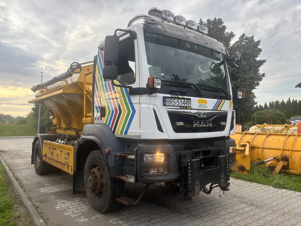 MAN TGM 18.290 4X4 BB GRITTER/SPREADER/PLOUGH - Снегорин: снимка 3 MAN TGM 18.290 4X4 BB GRITTER/SPREADER/PLOUGH - Снегорин: снимка 3