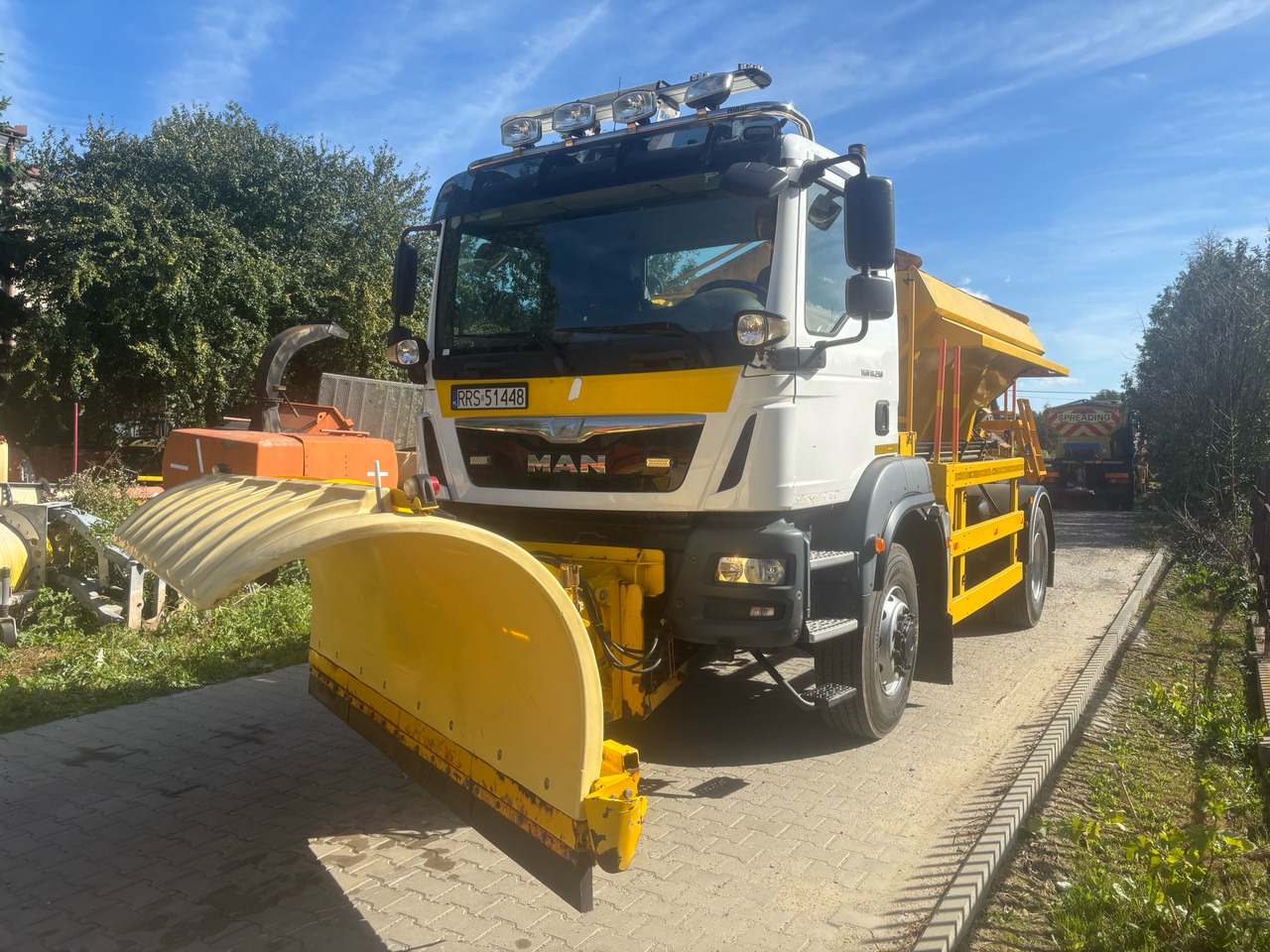 MAN TGM 18.290 4x4 BB GRITTER/SPREADER/PLOUGH - Снегорин: снимка 1 MAN TGM 18.290 4x4 BB GRITTER/SPREADER/PLOUGH - Снегорин: снимка 1