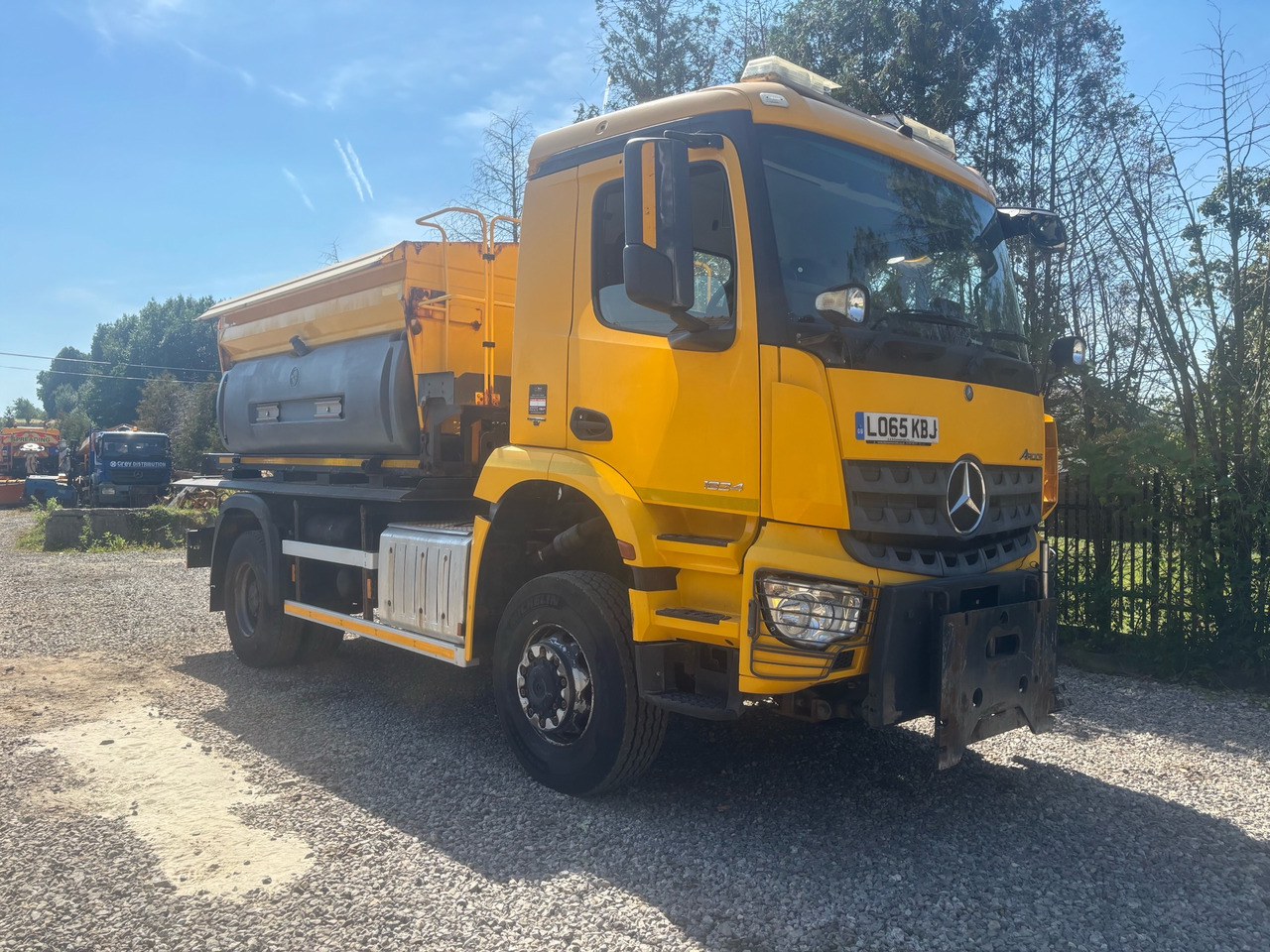MERCEDES AROCS 1824 4x4BB GRITTER/SPREADER/PLOUGH - Снегорин: снимка 1 MERCEDES AROCS 1824 4x4BB GRITTER/SPREADER/PLOUGH - Снегорин: снимка 1
