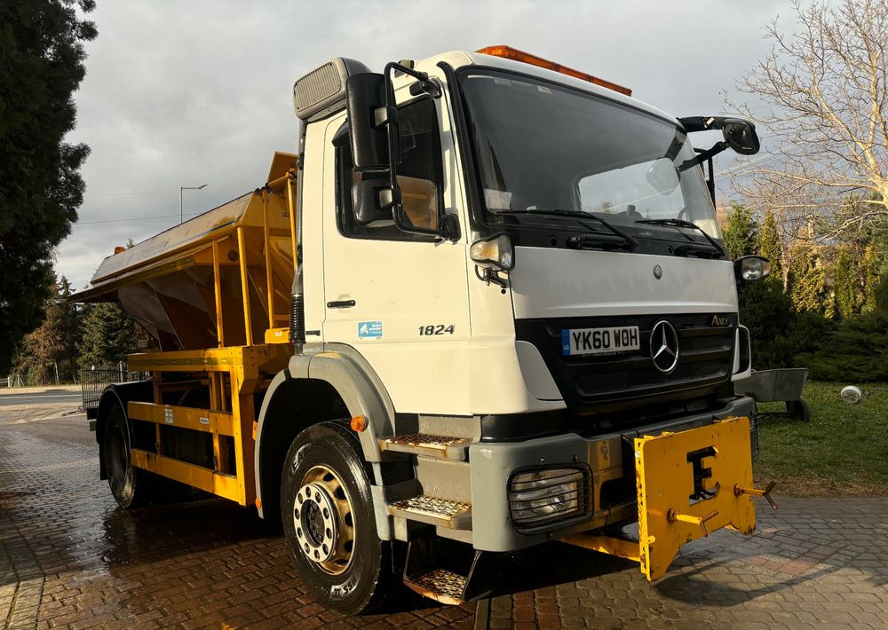 Mercedes-Benz Axor 4x2 piaskarka solarka econ schmidt 1824 e5 - Снегорин: снимка 3 Mercedes-Benz Axor 4x2 piaskarka solarka econ schmidt 1824 e5 - Снегорин: снимка 3