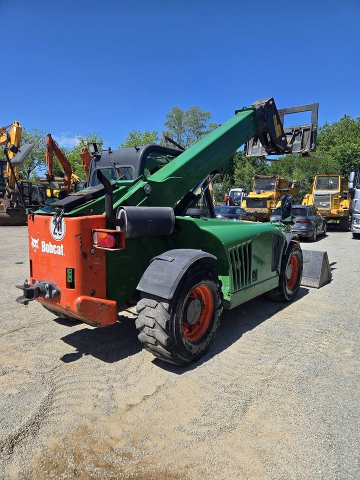 Bobcat T 2250 - Телескопичен товарач: снимка 4 Bobcat T 2250 - Телескопичен товарач: снимка 4