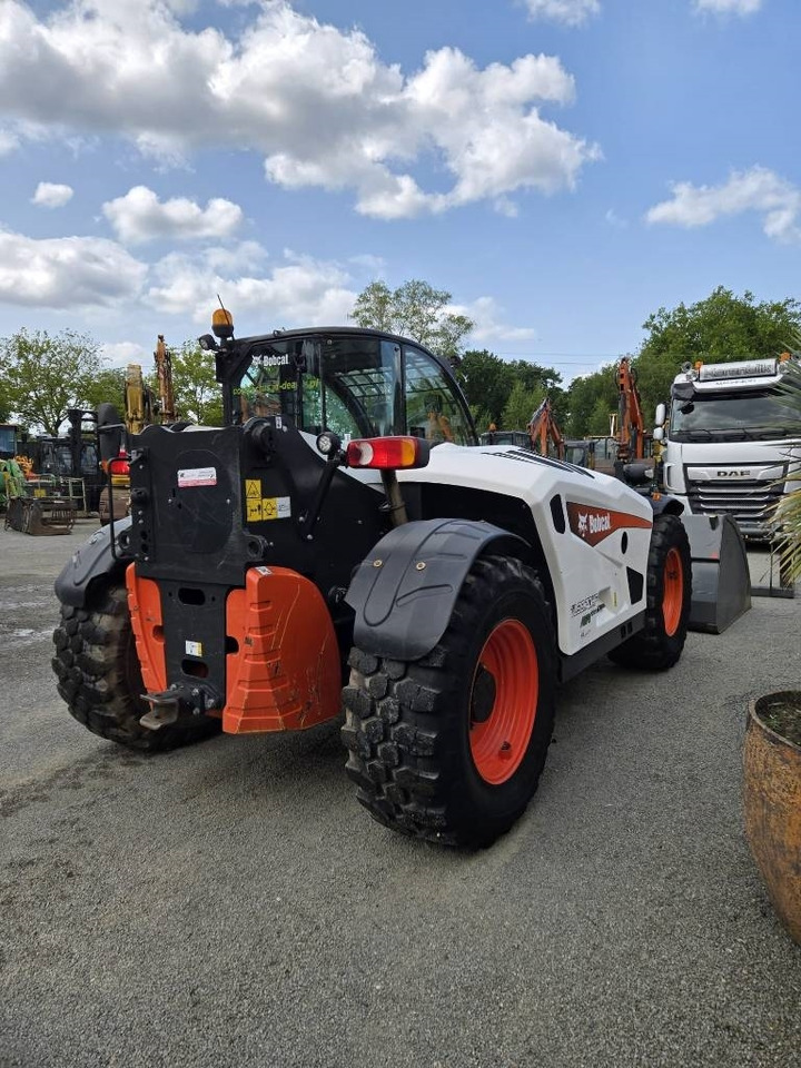 Bobcat TL 38.70 HF AGRI - Телескопичен товарач: снимка 4 Bobcat TL 38.70 HF AGRI - Телескопичен товарач: снимка 4