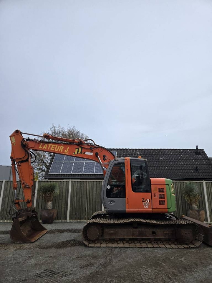 Hitachi ZX 135 US - Верижен багер: снимка 1 Hitachi ZX 135 US - Верижен багер: снимка 1