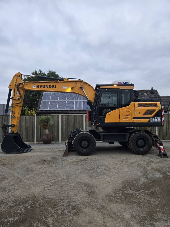 Hyundai HW 160  - Колесен багер: снимка 1 Hyundai HW 160  - Колесен багер: снимка 1