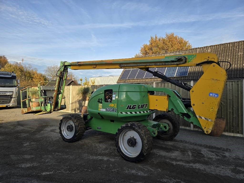 JLG 600 AJ - Артикулираща платформа: снимка 2 JLG 600 AJ - Артикулираща платформа: снимка 2