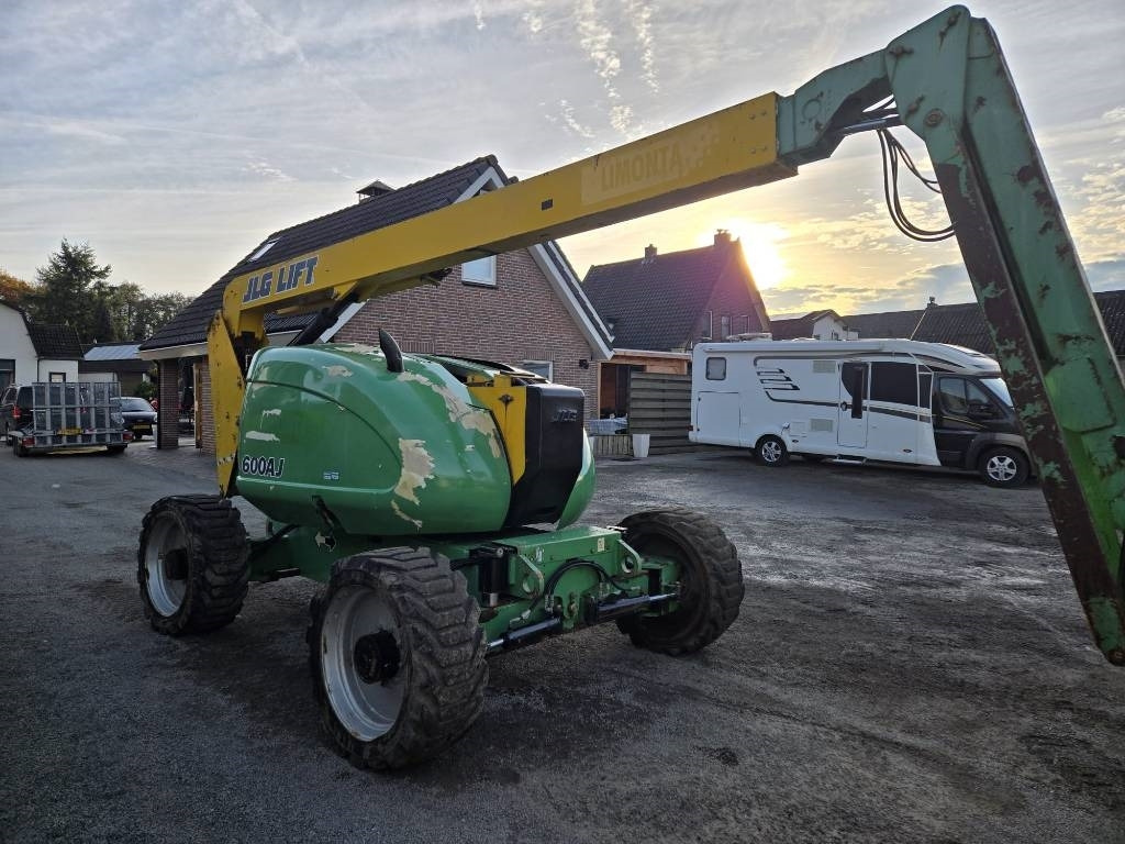 JLG 600 AJ - Артикулираща платформа: снимка 5 JLG 600 AJ - Артикулираща платформа: снимка 5