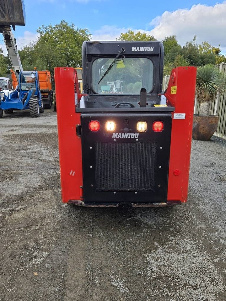 Manitou 1350 R - Мини челен товарач: снимка 3 Manitou 1350 R - Мини челен товарач: снимка 3