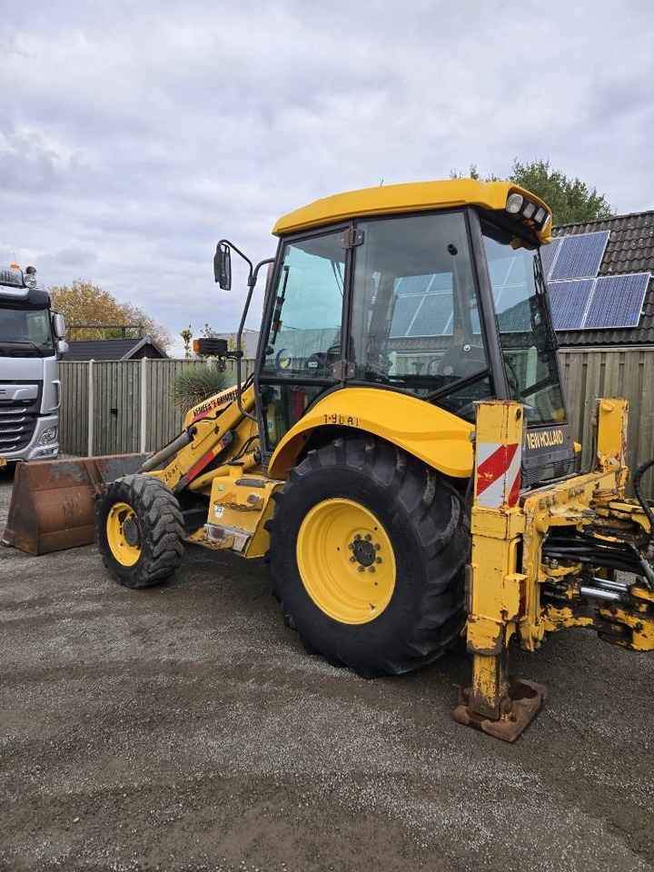 New Holland LB 95 B-4 PT - Багер-товарач: снимка 2 New Holland LB 95 B-4 PT - Багер-товарач: снимка 2