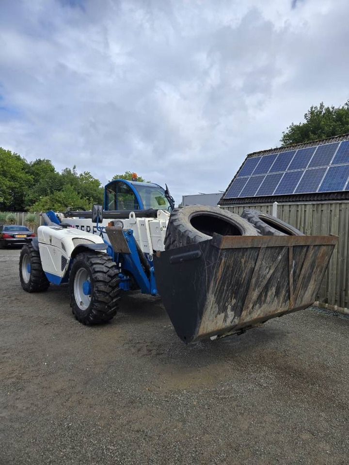 Terex Telelift 4017 - Телескопичен товарач: снимка 2 Terex Telelift 4017 - Телескопичен товарач: снимка 2
