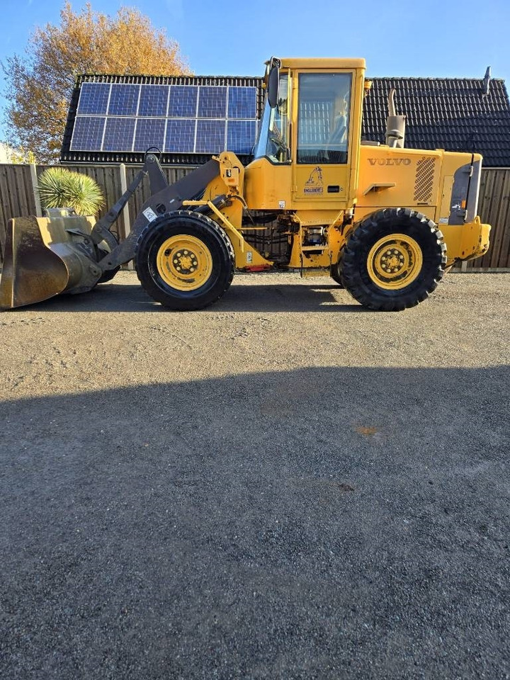 Volvo L 50 E - Колесен товарач: снимка 1 Volvo L 50 E - Колесен товарач: снимка 1