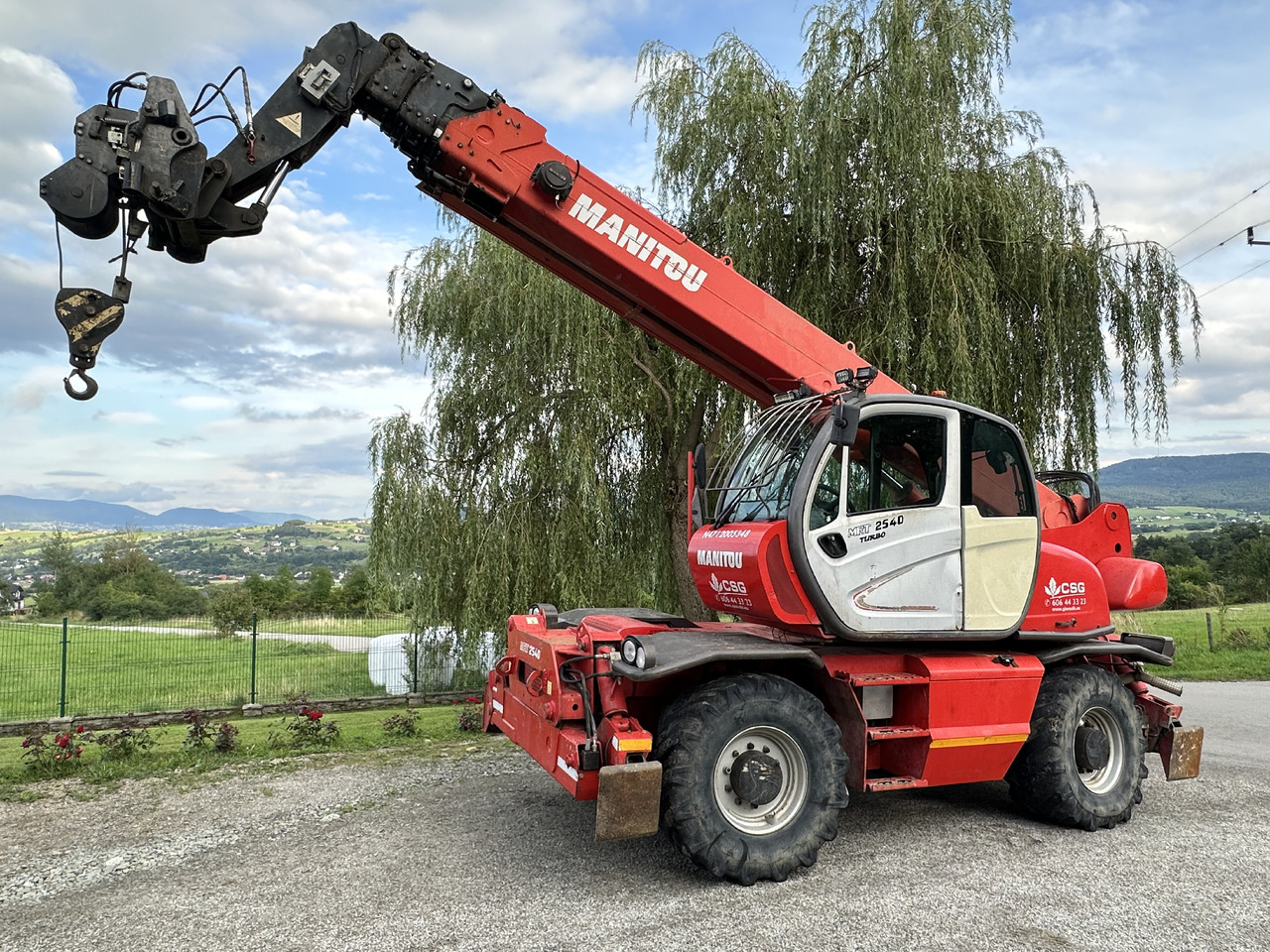 MANITOU MRT2540 Privilege - Телескопичен колесен товарач: снимка 1 MANITOU MRT2540 Privilege - Телескопичен колесен товарач: снимка 1