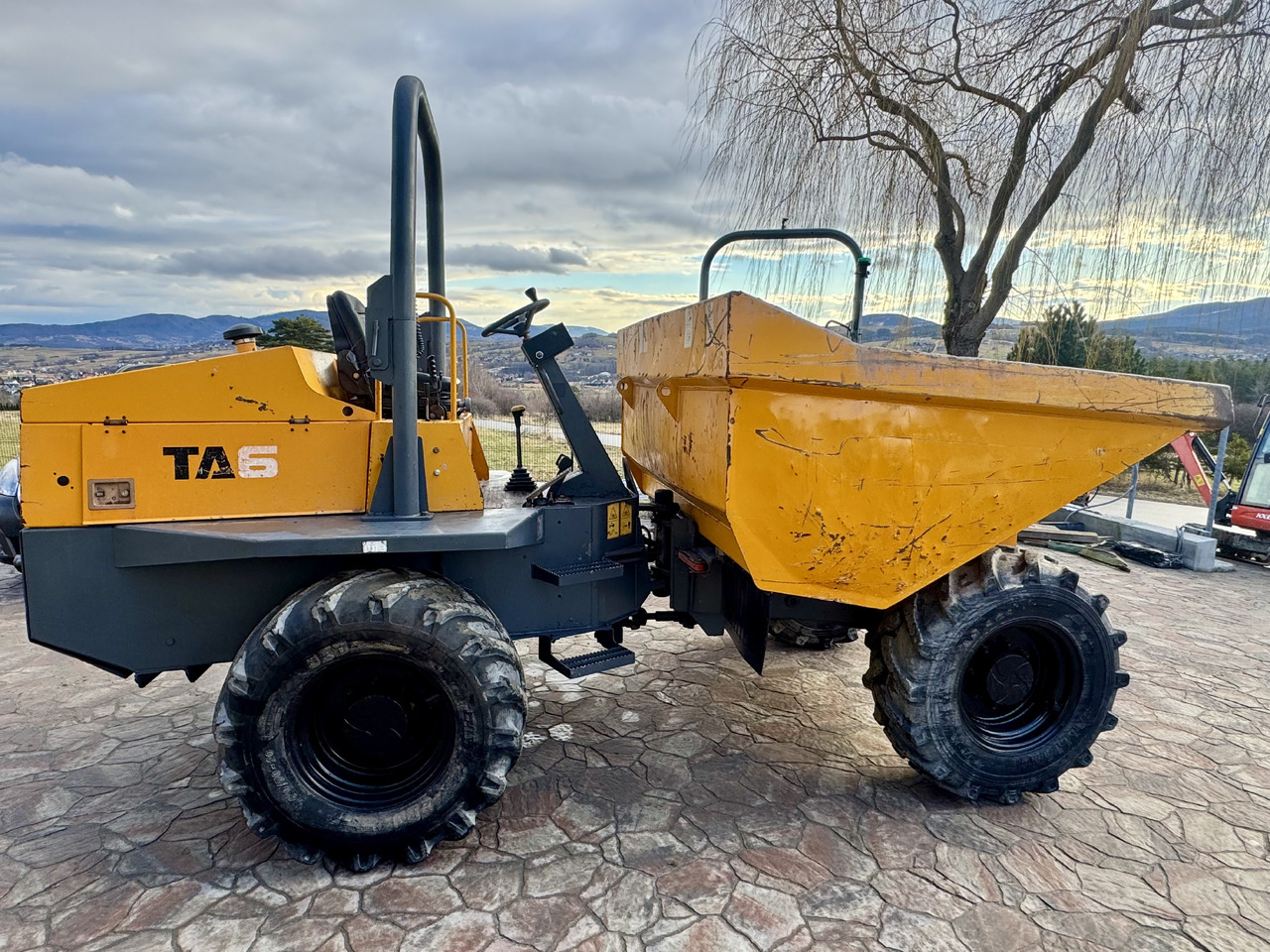 TEREX TA6 dumper TA9 - Мини самосвал: снимка 2 TEREX TA6 dumper TA9 - Мини самосвал: снимка 2