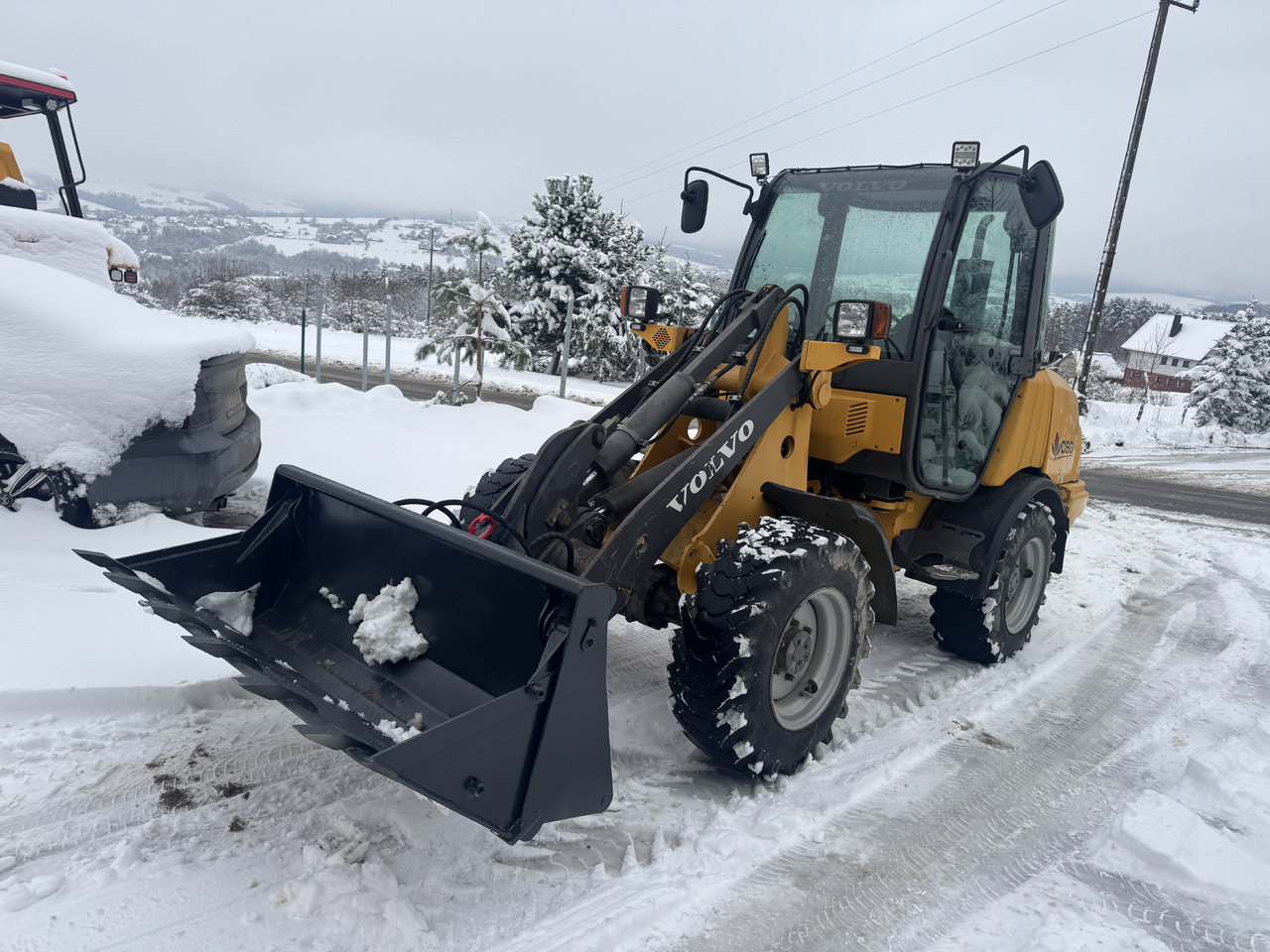 Volvo L20B L20 5t low mth - Колесен товарач: снимка 2 Volvo L20B L20 5t low mth - Колесен товарач: снимка 2