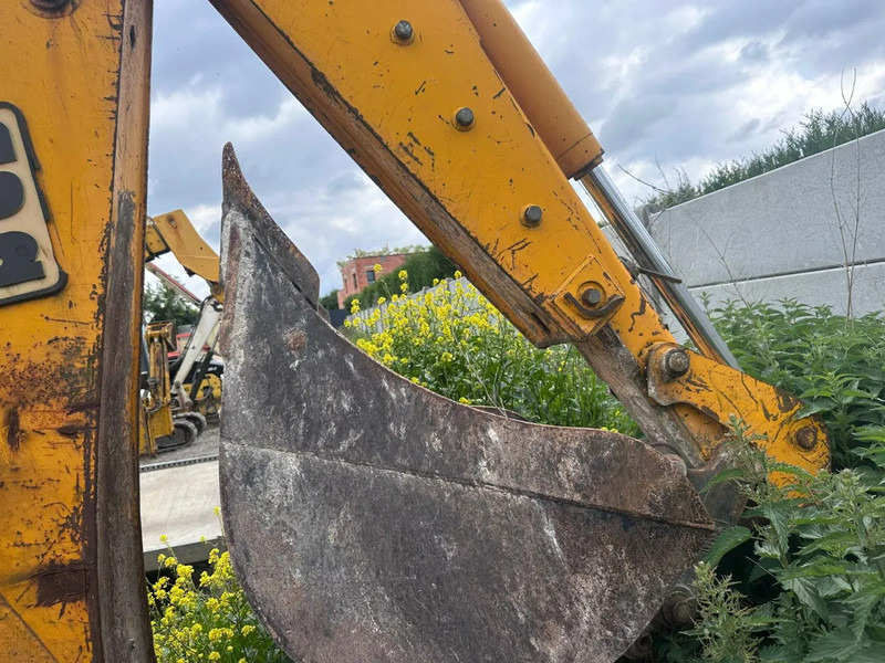 JCB 4CXT (4x4) - Багер-товарач: снимка 4 JCB 4CXT (4x4) - Багер-товарач: снимка 4