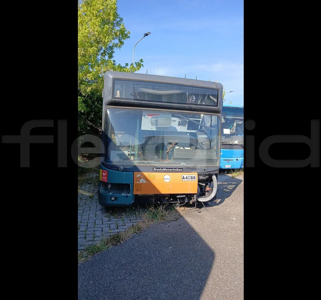 BredaMenarinibus M 240/E3 NU - Градски автобус: снимка 2 BredaMenarinibus M 240/E3 NU - Градски автобус: снимка 2