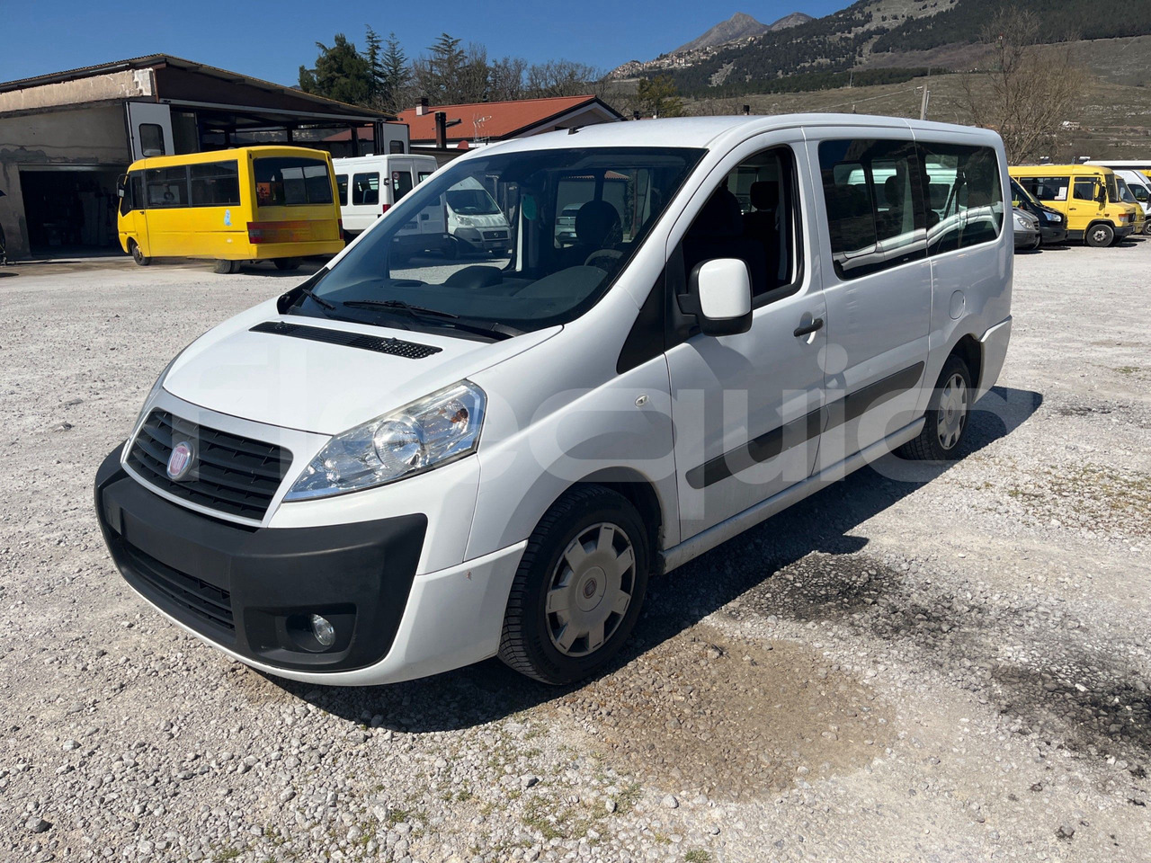 Fiat Scudo - Микробус, Пътнически бус: снимка 4 Fiat Scudo - Микробус, Пътнически бус: снимка 4
