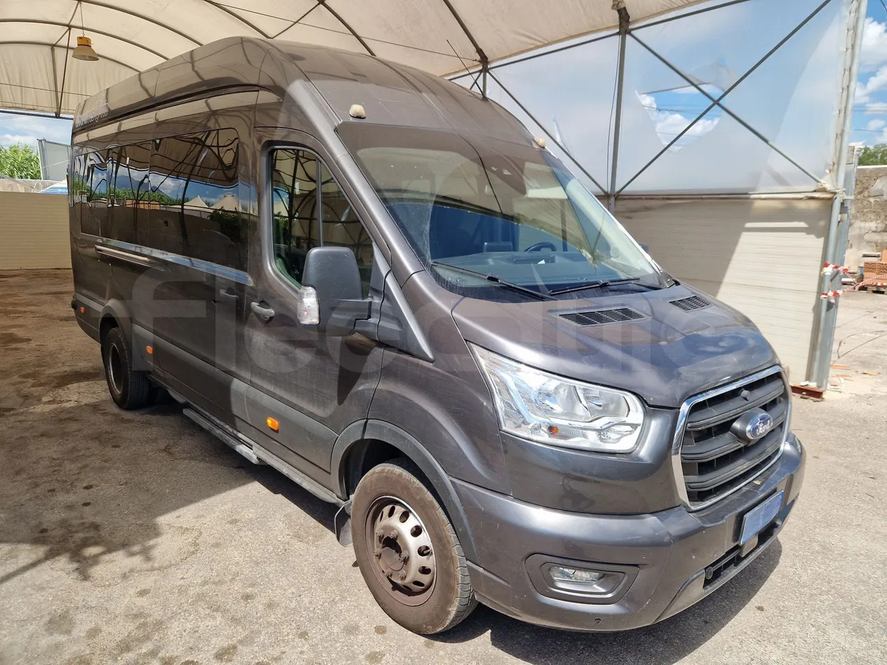 Ford Transit - Междуградски автобус: снимка 1 Ford Transit - Междуградски автобус: снимка 1