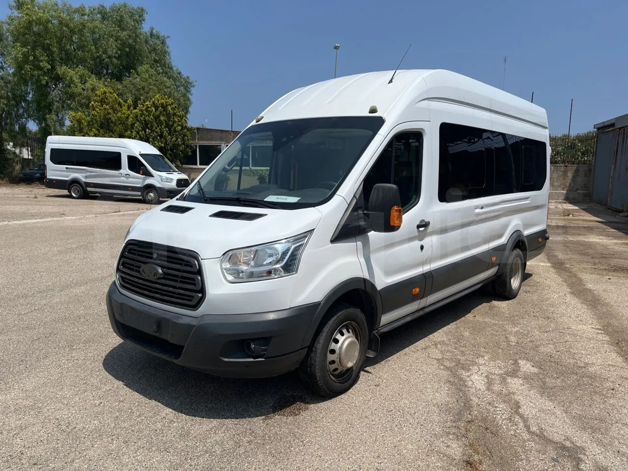 Ford Transit - Микробус, Пътнически бус: снимка 4 Ford Transit - Микробус, Пътнически бус: снимка 4