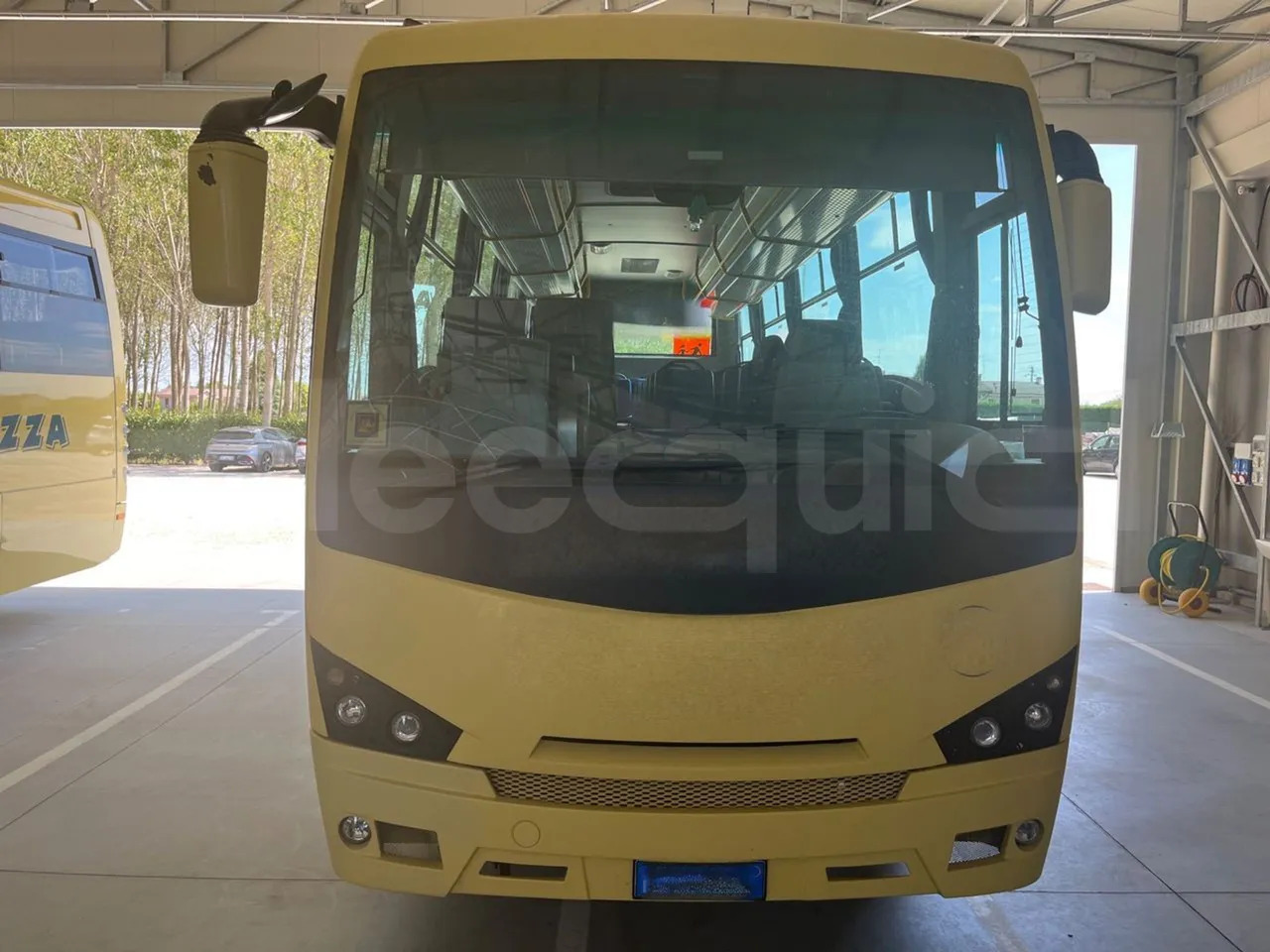 ISUZU Turquoise/Sb - Училищен автобус: снимка 2 ISUZU Turquoise/Sb - Училищен автобус: снимка 2
