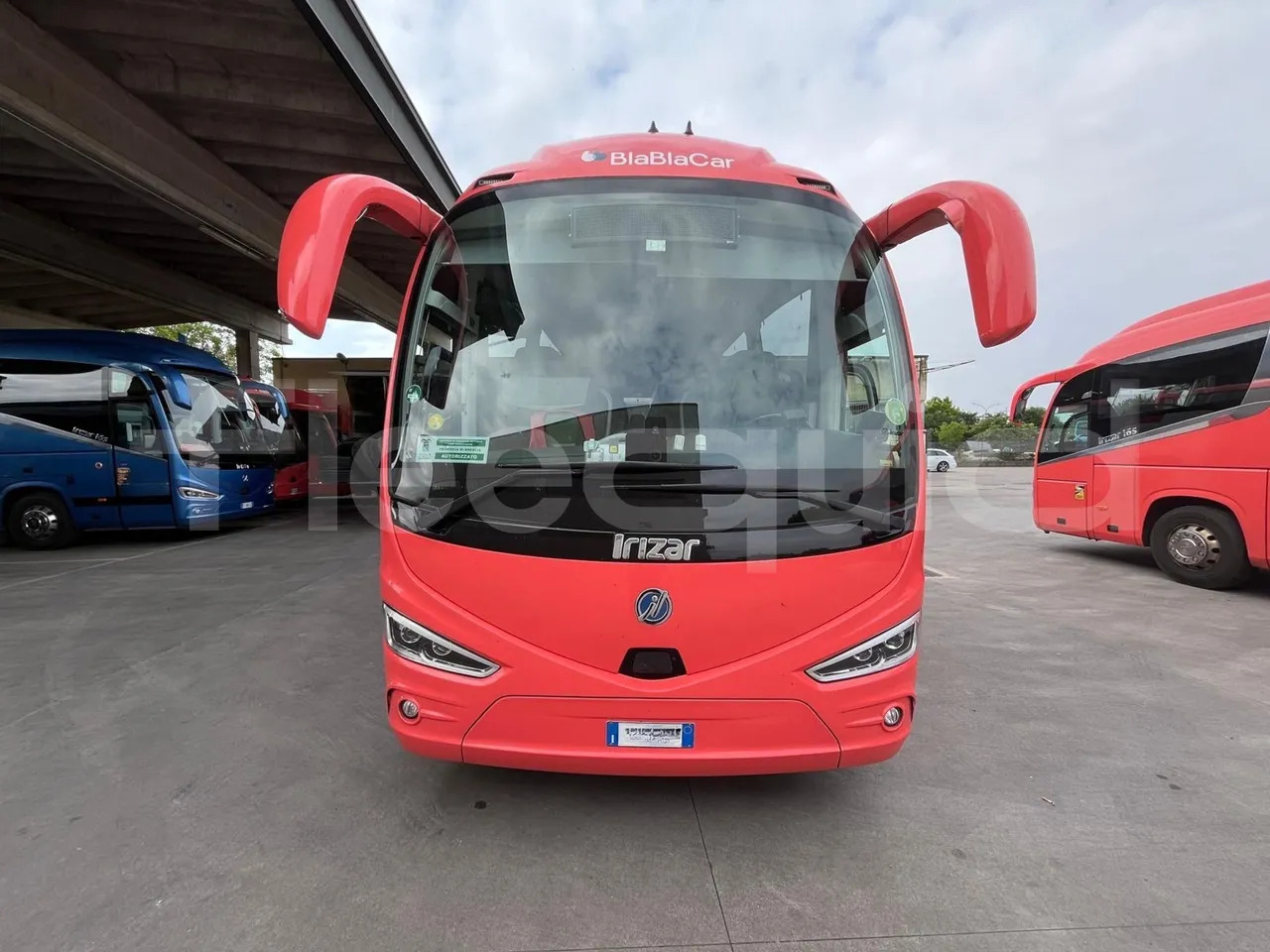 Irizar i6 - Туристически автобус: снимка 2 Irizar i6 - Туристически автобус: снимка 2