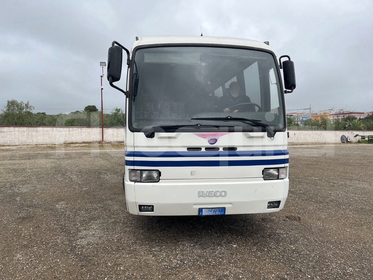 Iveco 380 - Туристически автобус: снимка 2 Iveco 380 - Туристически автобус: снимка 2