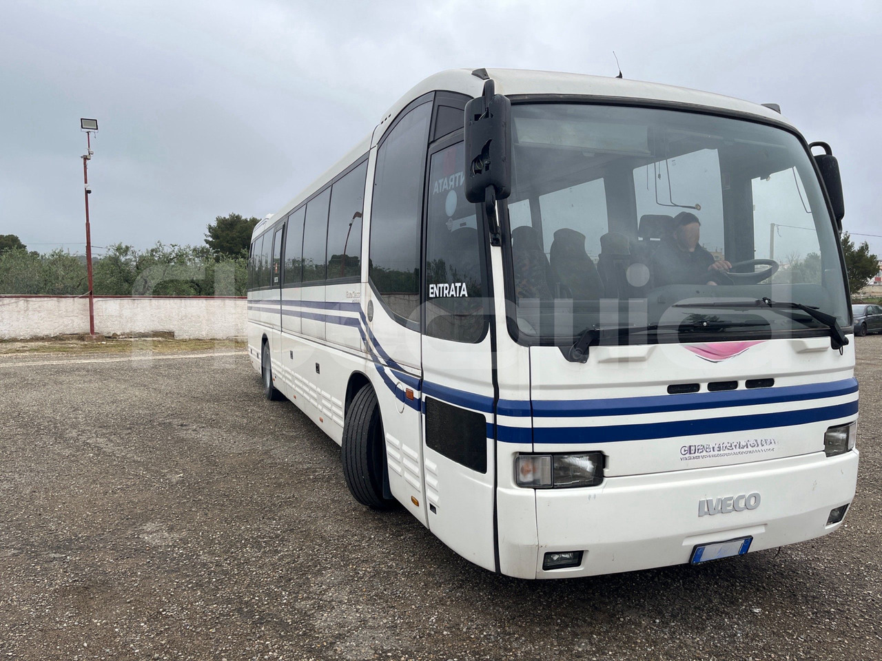 Iveco 380 - Туристически автобус: снимка 1 Iveco 380 - Туристически автобус: снимка 1