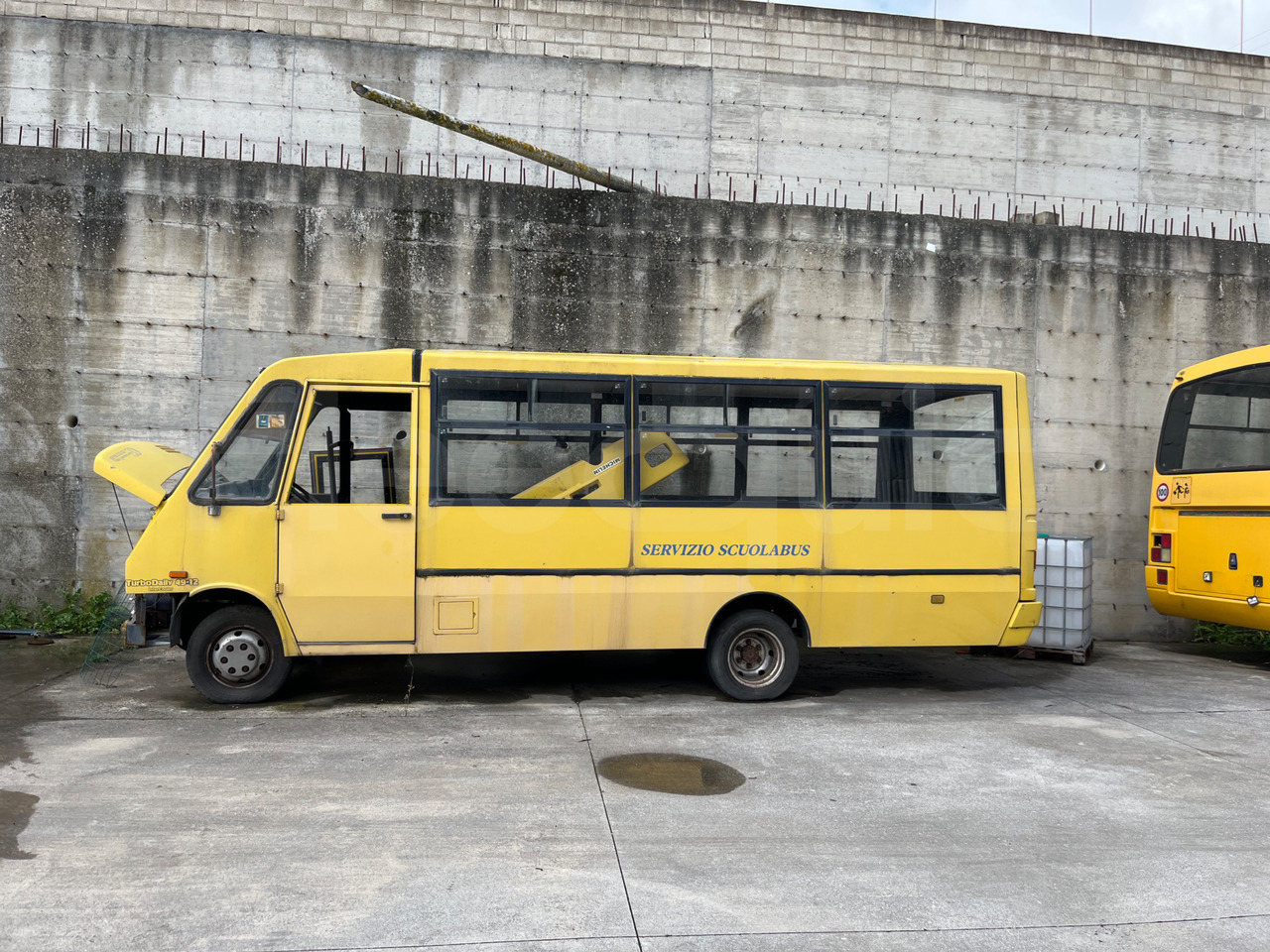 Iveco Cacciamali - Училищен автобус: снимка 3 Iveco Cacciamali - Училищен автобус: снимка 3