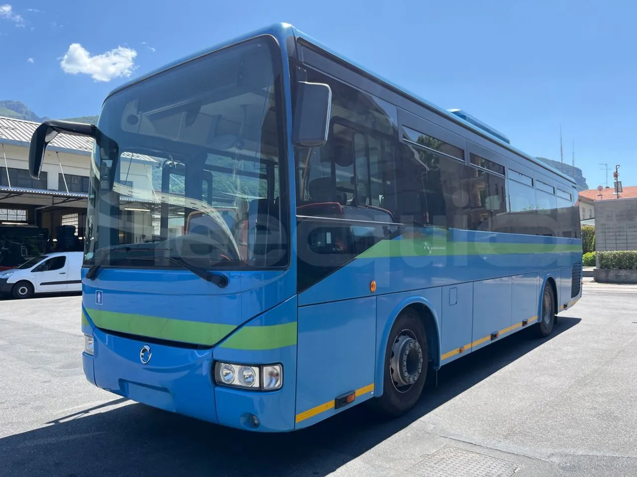 Iveco Crossway - Градски автобус: снимка 4 Iveco Crossway - Градски автобус: снимка 4