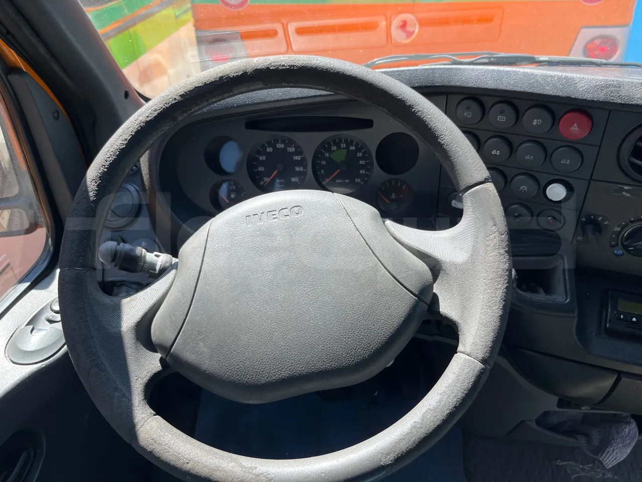 Iveco Daily - Микробус, Пътнически бус: снимка 3 Iveco Daily - Микробус, Пътнически бус: снимка 3