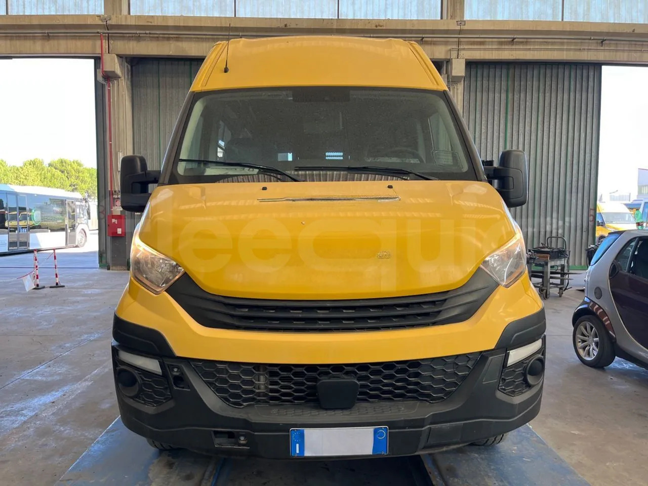 Iveco Daily - Училищен автобус: снимка 2 Iveco Daily - Училищен автобус: снимка 2